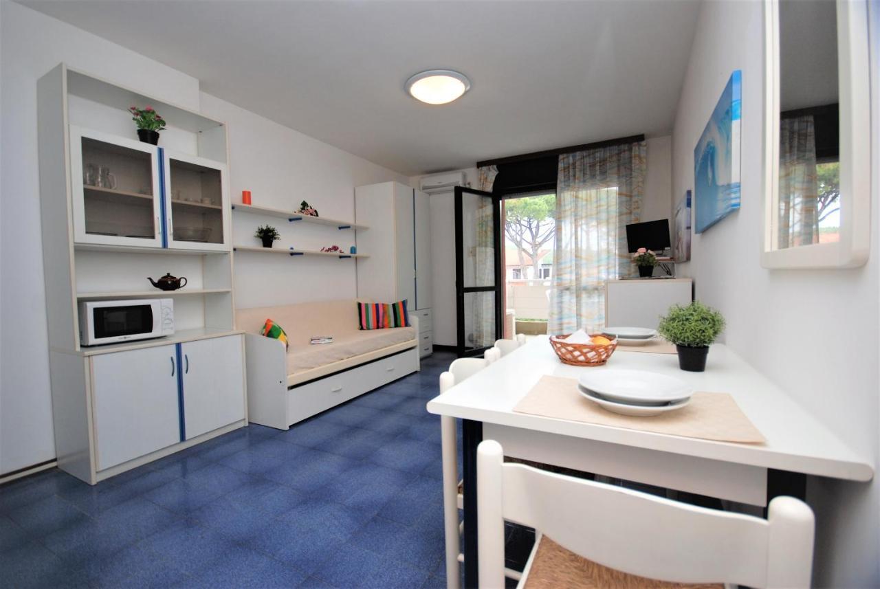 Residenza La Meridiana Lignano Sabbiadoro Exteriör bild