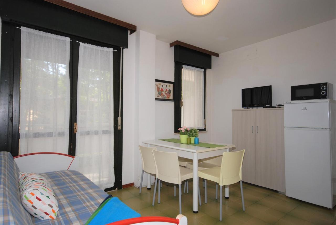 Residenza La Meridiana Lignano Sabbiadoro Exteriör bild