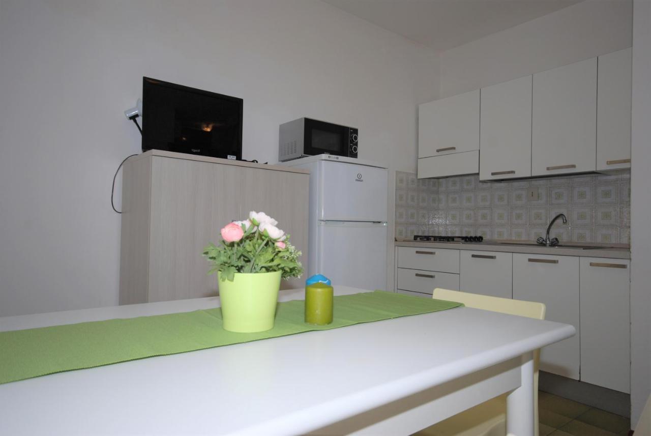 Residenza La Meridiana Lignano Sabbiadoro Exteriör bild