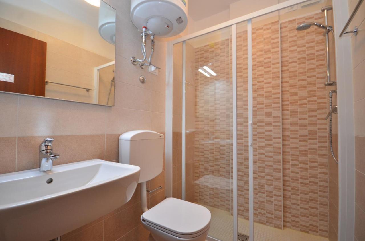 Residenza La Meridiana Lignano Sabbiadoro Exteriör bild