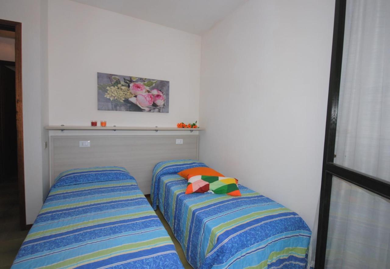 Residenza La Meridiana Lignano Sabbiadoro Exteriör bild