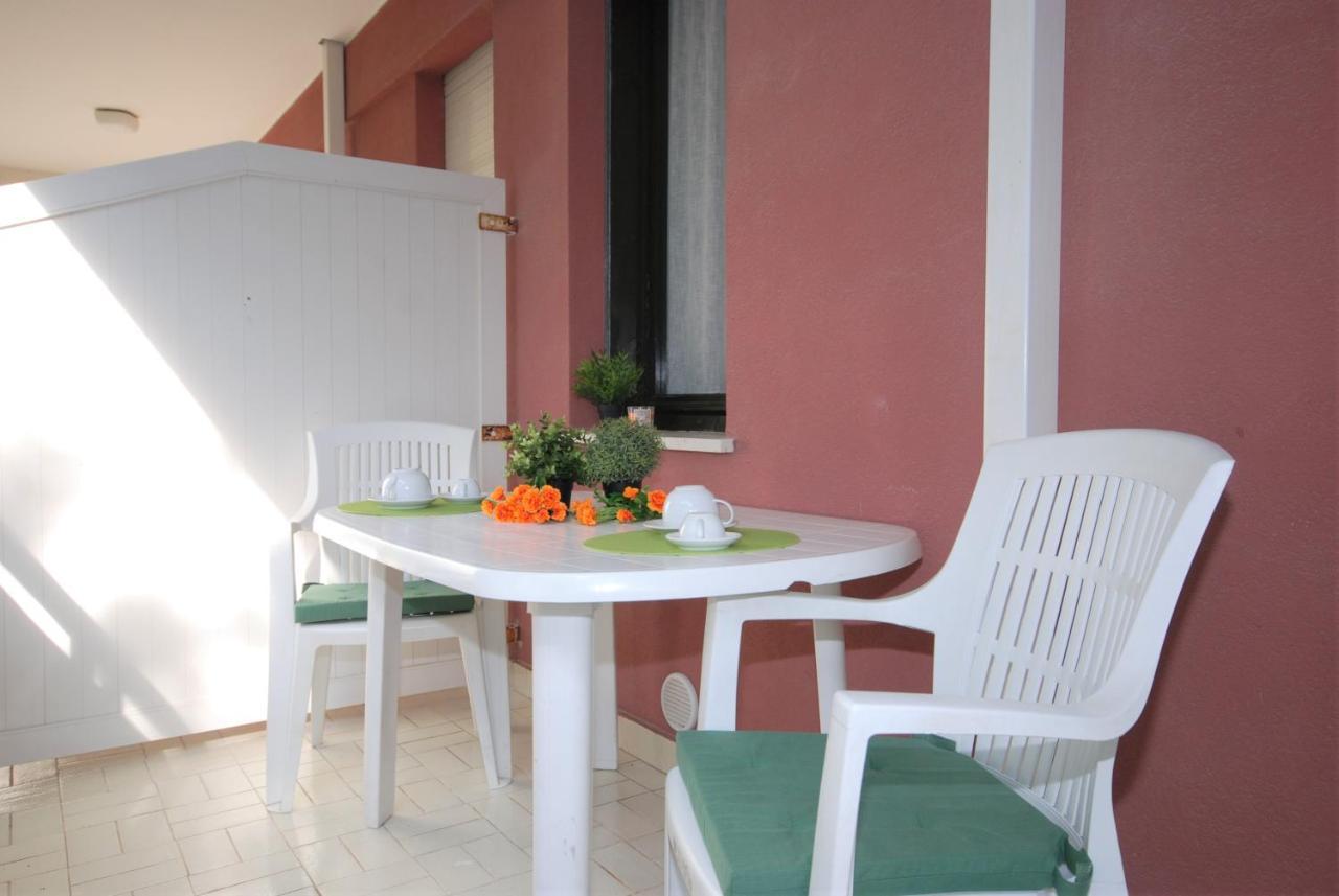 Residenza La Meridiana Lignano Sabbiadoro Exteriör bild